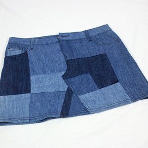 NWT Gianni Bini Craig Pieced Blue Denim Skirt